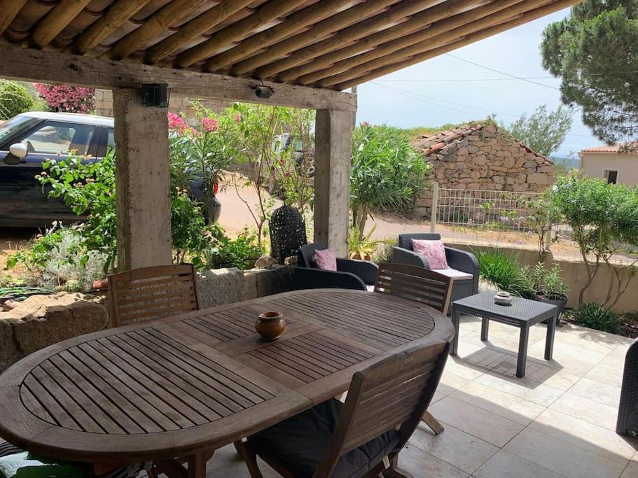Jolie Maison Individuelle Dans L'extreme Sud Ferienhaus Monacia-d'Aullene